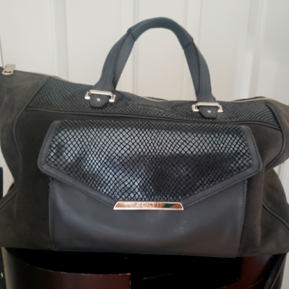 Coach tote. Nobuck & snake print lather